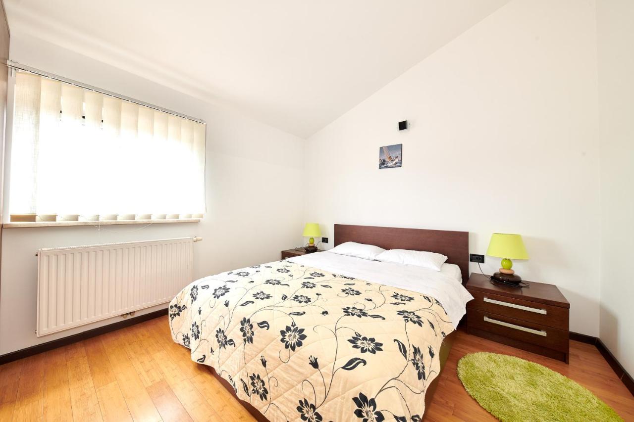 Ribarska Koliba - Stella Adria Villa Pula Exteriér fotografie